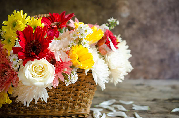 Still life with a beautiful classical bouquet of rosesStill life with a beautiful classical bouquet of roses