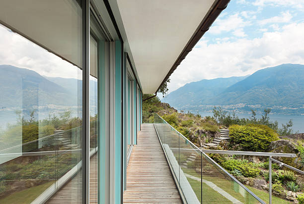 istock mountain house, outdoor 504509041
