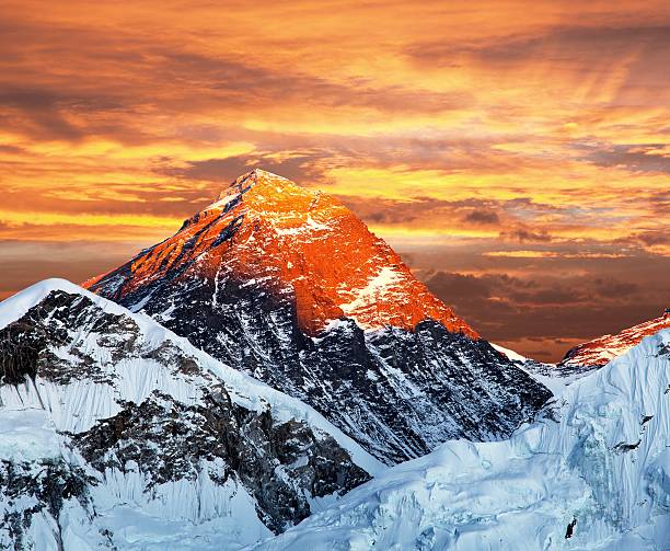 istock Evening colored view of Mount Everest from Kala Patthar 504531918