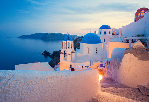 santorini, grecia - santorini greek islands greece church fotografías e imágenes de stock