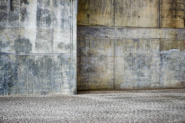 istock Concrete detail under bridge 504566795
