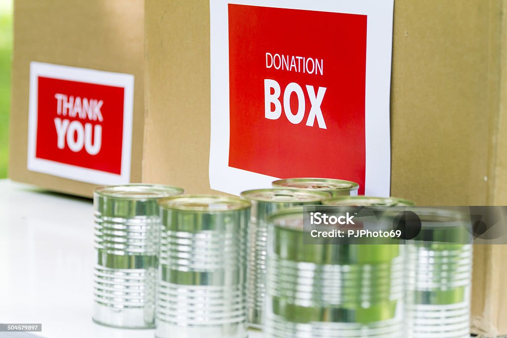 Grupo de y caja de donaciones latas de estaño - Foto de stock de Abrebotellas libre de derechos