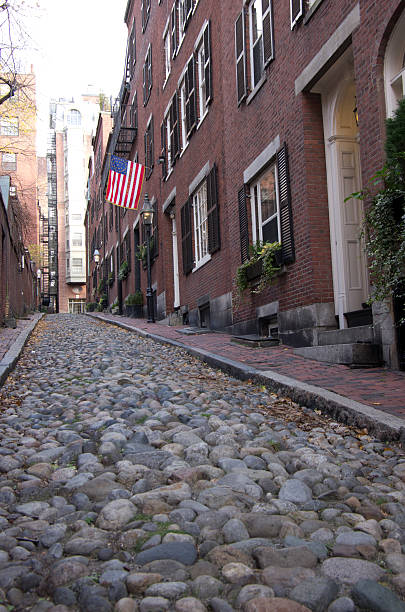 istock Cobblestone street in Beacon Hill 504600367