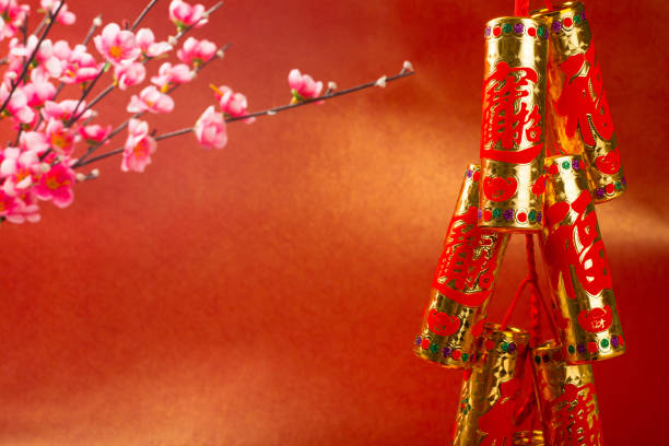 istock Chinese new year golden firework decoration 504605364