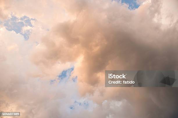 Cielo Dramático Foto de stock y más banco de imágenes de Azul - Azul, Ciclo - Concepto, Cielo