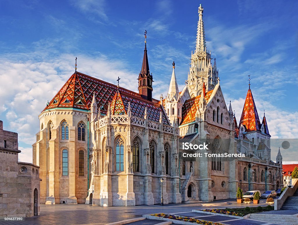 Budapest-Mathias Igreja no dia - Foto de stock de Budapeste royalty-free