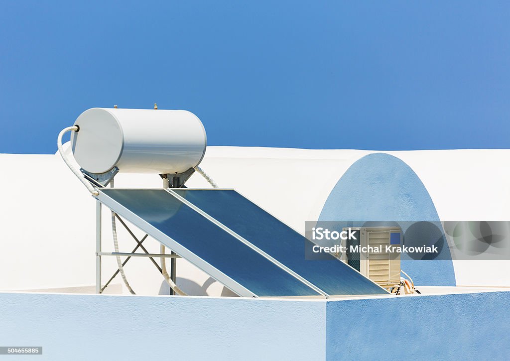 Equipamentos de aquecimento e ar-condicionado - Foto de stock de Energia solar royalty-free