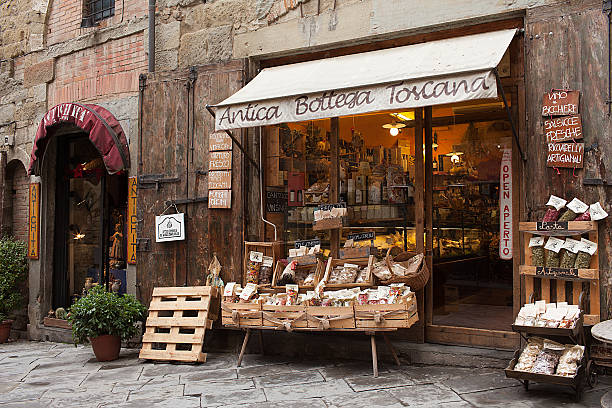 arezzo antica bottega toscana italia - market european culture europe food fotografías e imágenes de stock
