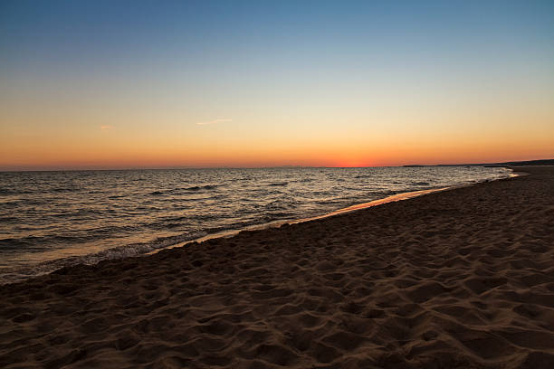 istock Sunrise at the beach 504703178