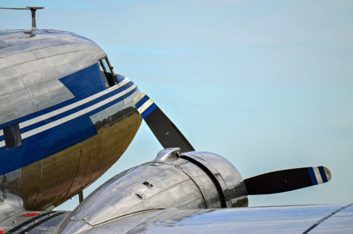 Douglas DC-3 Dakota restored and still flying 
