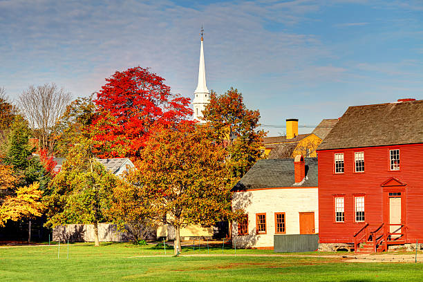 Autumn in Portsmouth, New Hampshire Autumn in Portsmouth New Hampshire.  It is a historic seaport and popular summer tourist destination. Portsmouth is the third oldest city in the USA. New  Hampshire is one of New England's most popular fall foliage destinations bringing out some of  the best foliage in the United States portsmouth nh stock pictures, royalty-free photos & images