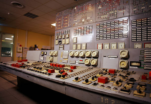 istock Control room of an old power generation plant 504742571