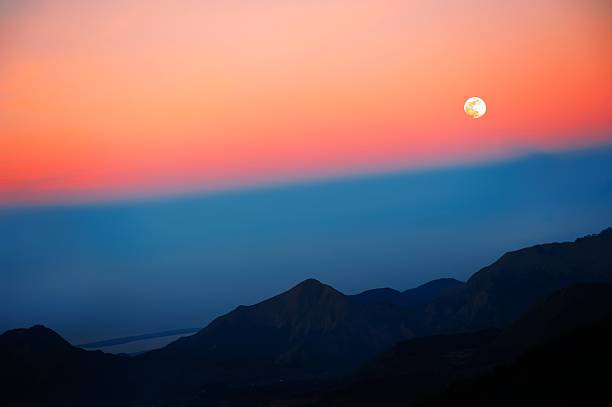 istock Sunset at Mount Rinjani, Indonesia 504743169