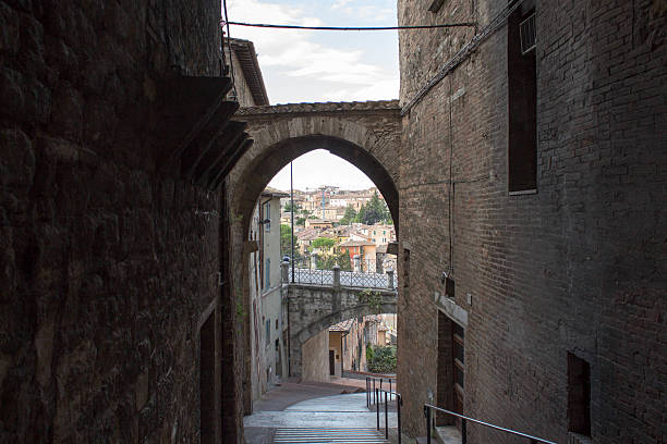 istock Perugia - old street 504743994