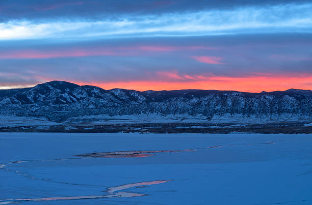 istock Sunset Winter Mountain Lake 504744218