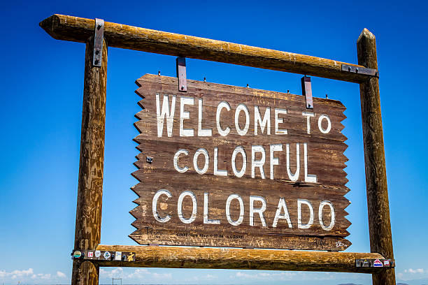 署名カラフルなコロラドへようこそ。 - colorful colorado ストックフォトと画像