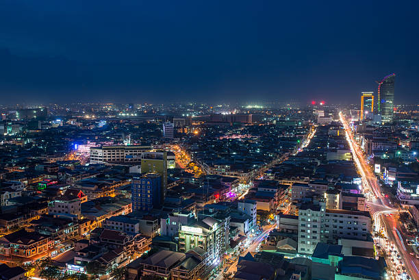 phnom penh, camboja - cambodia khmer architecture outdoors - fotografias e filmes do acervo