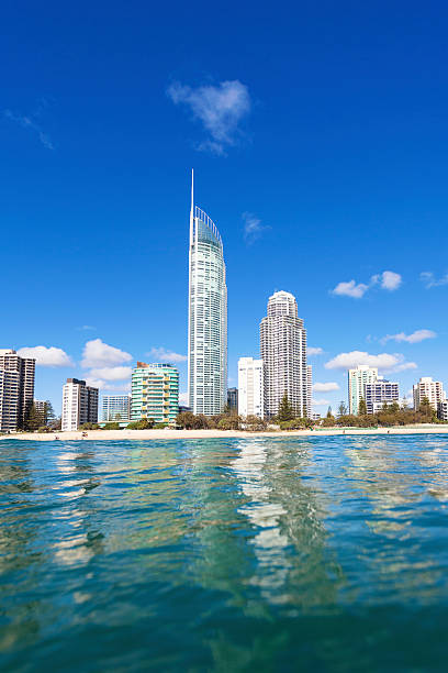 istock Blue waves rolling on Surfers Paradise beach 504796990