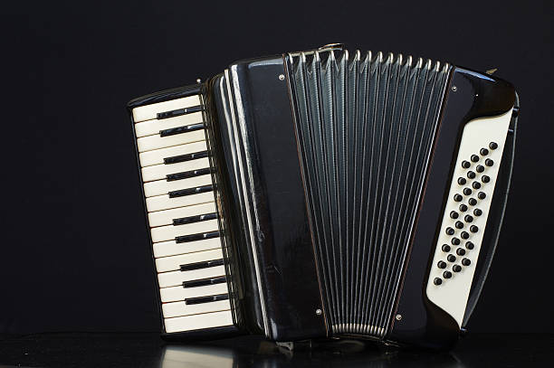 gaita acordeão - accordion harmonica musical instrument isolated - fotografias e filmes do acervo