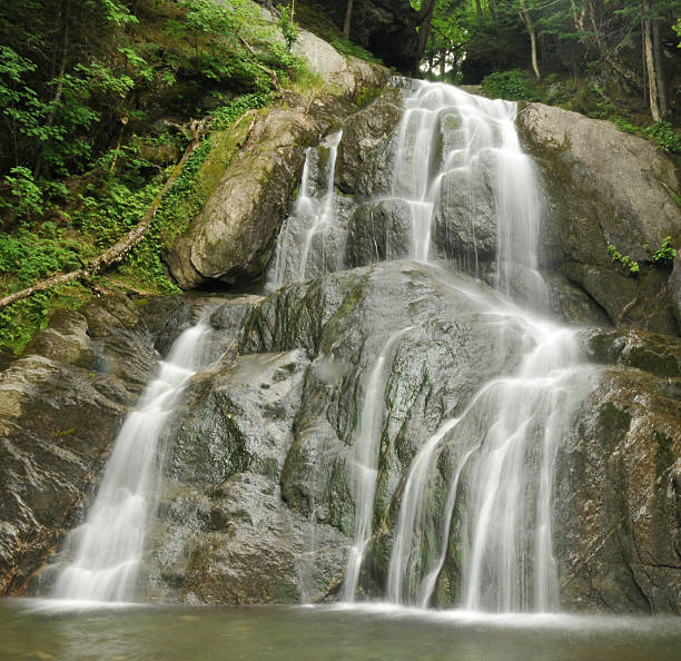 istock Moss Glen Falls - Granville, VT 504820395