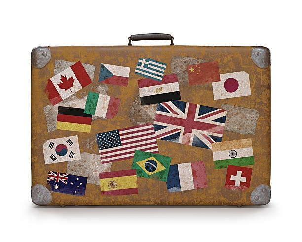 古い旅行バッグ - suitcase travel luggage label ストックフォトと画像