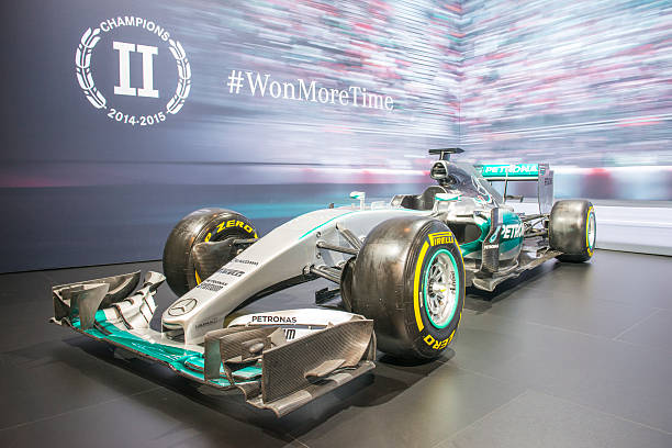 mercedes formula w06 ibrido di auto da corsa - formula 1 foto e immagini stock