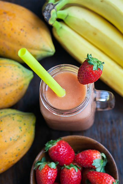 istock Papaya Strawberry Banana Smoothie 504900876