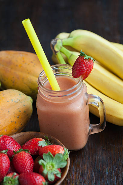 istock Papaya Strawberry Banana Smoothie 504901082