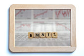 e-mail.jpg?b=1&s=170x170&k=20&c=mCb0JaeXd2dYZ2BNg24YMV41NFHGlDGlUkvFEQ0lf78=