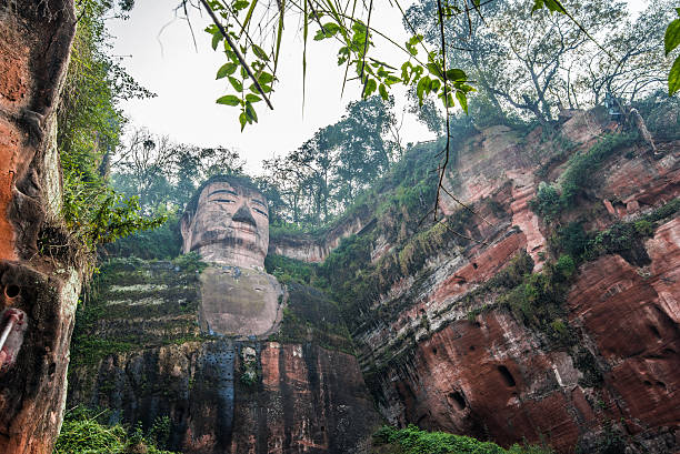 istock Giant Buddha(Da fo)- Leshan, Sichuan, China 504906044