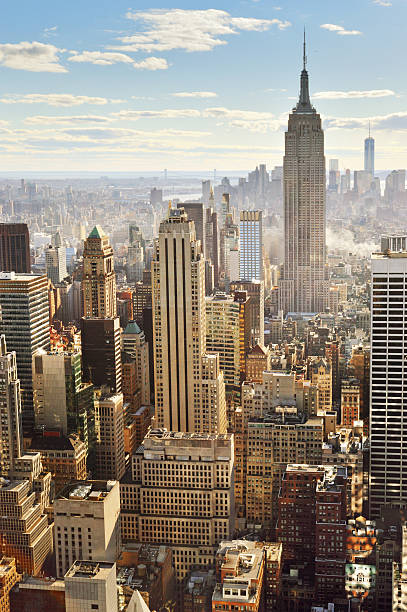 152,800+ New York Vertical Stock Photos, Pictures & Royalty-Free