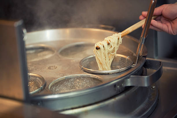 boil 麺 - ラーメン ストックフォトと画像