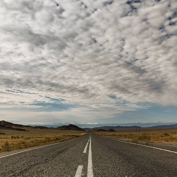 istock Asphalt road in the highlands 504990952