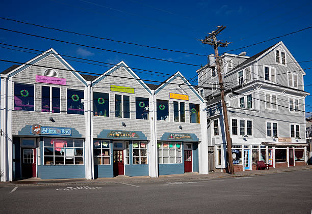 commercial street in boothbay harbor, maine - residential district community small town america maine stock-fotos und bilder