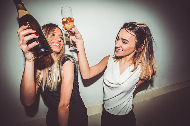 istock Girls know how to party 505017954