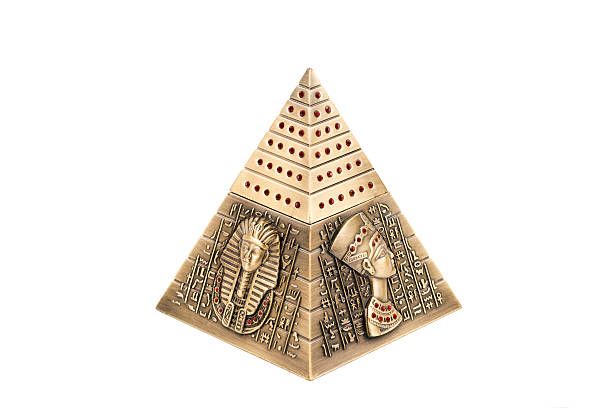 エジプトのピラミッド - egypt pyramid africa old ストックフォトと画像