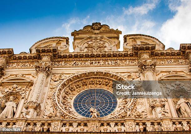 バロック様式の正面玄関のサンタクローチェ聖堂でイタリアレッチェ - レッチェのストックフォトや画像を多数ご用意 - レッチェ, プーリア, バシリカ