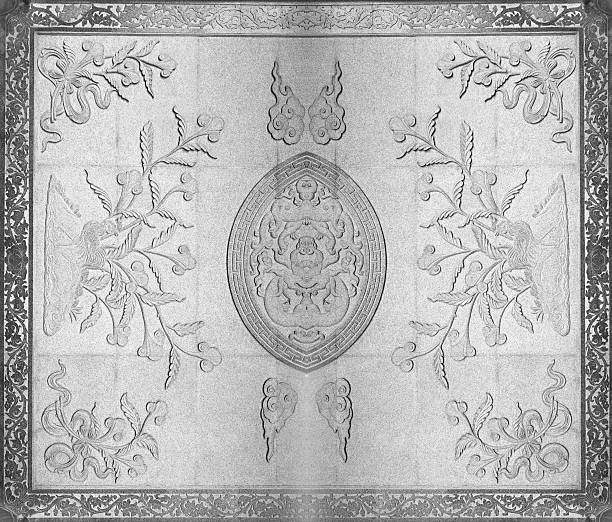 istock flower sculptures on walls 505048699