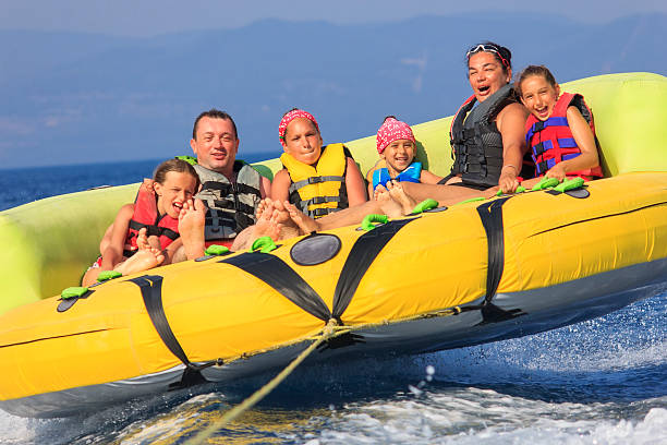 istock Family ride on the sea 505061124