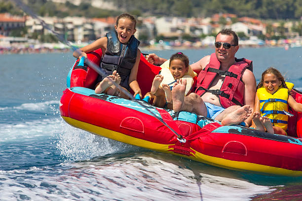 istock Family ride on the sea 505062046