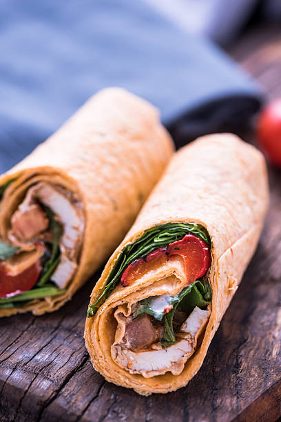 istock Spicy burrito with vegetables 505062328