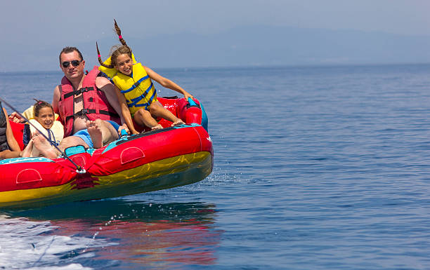 istock Family ride on the sea 505062422