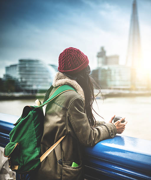 chinese turista en el desarrollo de la ciudad de london - tourism panoramas winter travel locations fotografías e imágenes de stock