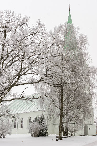 istock Church Park in winter 505090670