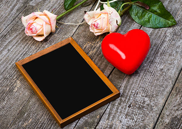 istock Blackboard, Red Heart And Roses 505100368