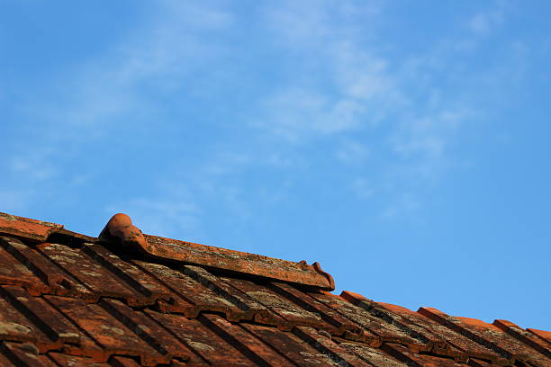 istock Old roof and blue sky 505101150