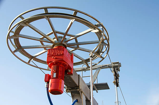istock Metal pulley to  cable on  lift. 505124404