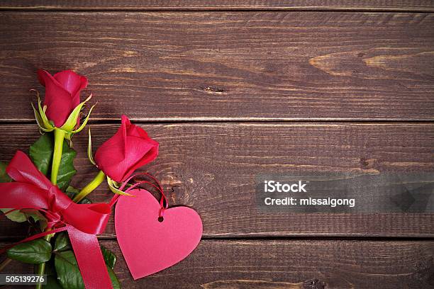 Valentine Roses With Gift Tag Stock Photo - Download Image Now - Arrangement, Blank, Border - Frame