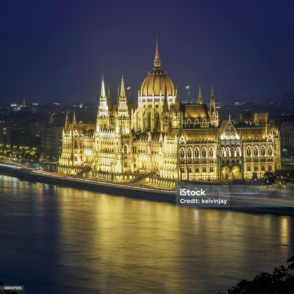 Palazzo del Parlamento ungherese a Budapest - Foto stock royalty-free di Ambientazione esterna