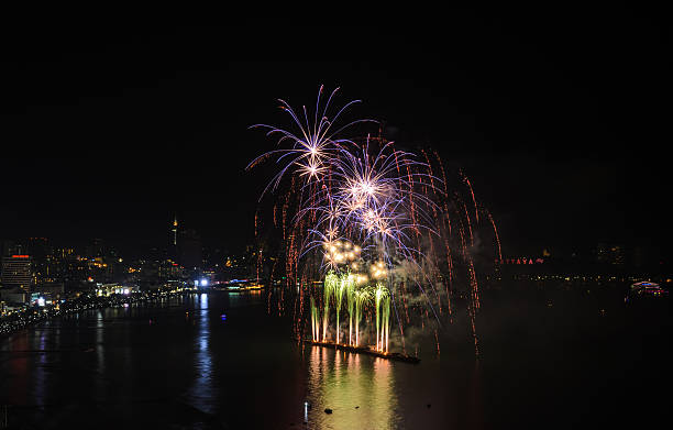 istock Fireworks on the sky at Pattaya beach, Thailand 505163544
